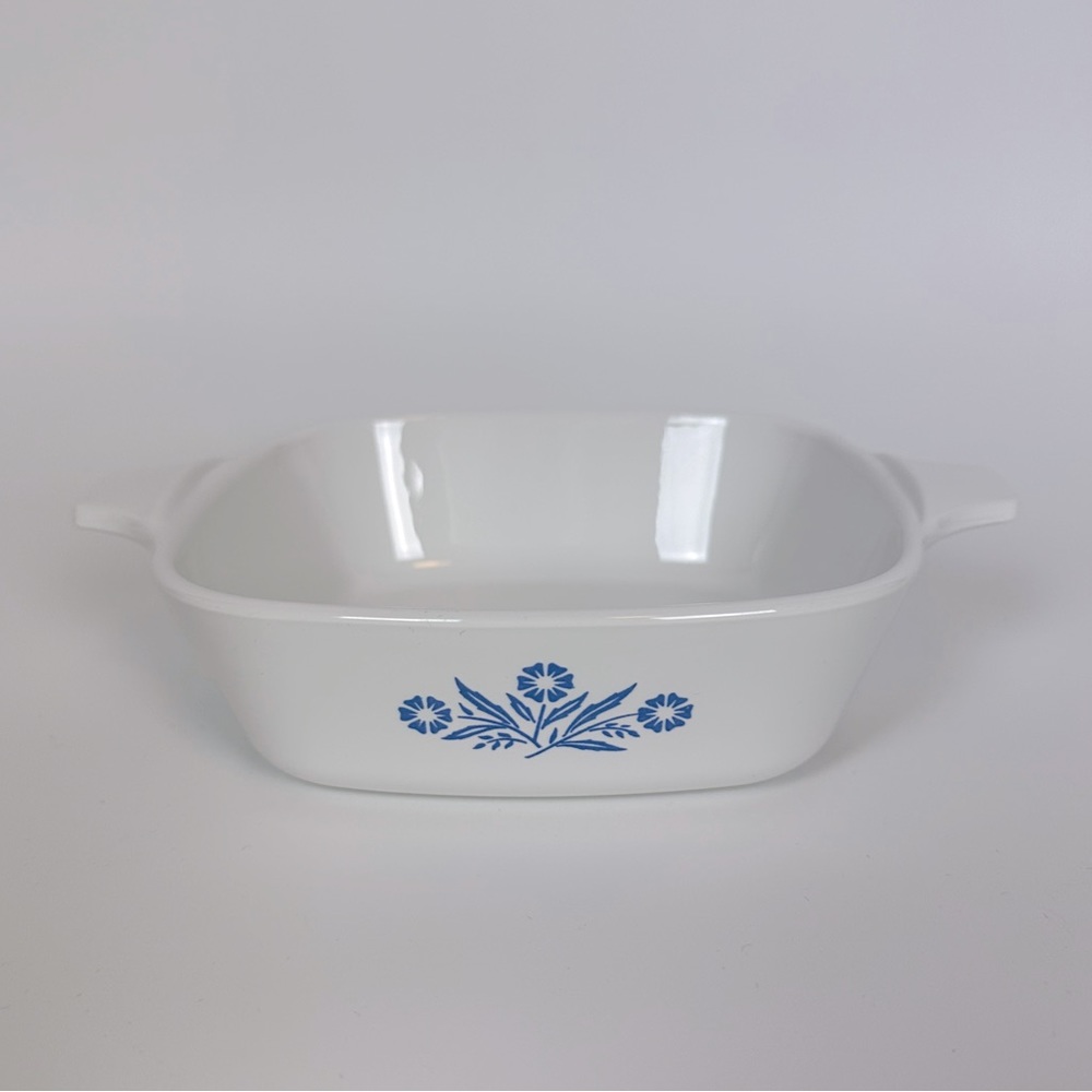 Vintage Corning Ware P-41 Blue Cornflower White Petite Pan 1 3/4 Cup